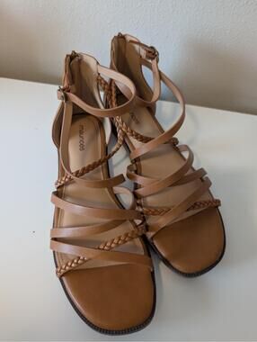 Maurices Women's 11 Tan Strappy Open Toe Sandals Boho EUC Summer Beach Casual